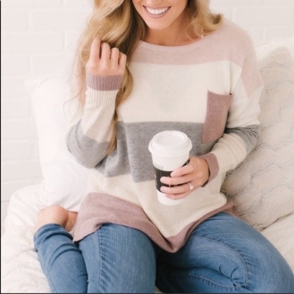 Tops - Colorblock Long Sleeve Top